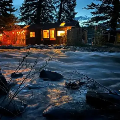 Thorpe On The Water. Creekside Nederland Cabin.