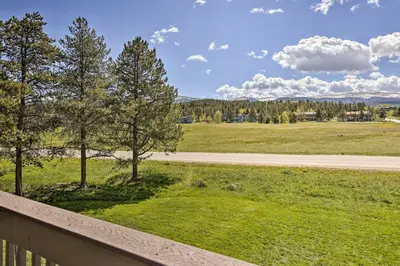 Gallery image of Cozy Family-Friendly Fraser Condo with Mtn Views! in Fraser