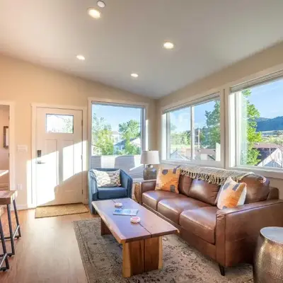 Golden Cottage Near Red Rocks and School of Mines!