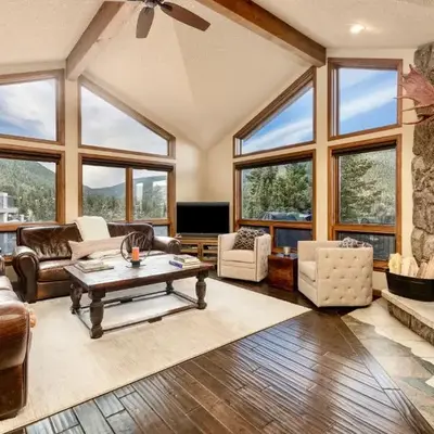 Alpenglow Vacation Home at Windcliff home