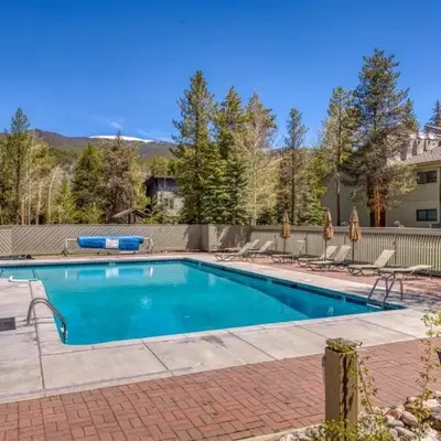 3 Bedroom Condo In Keystone - West Keystone