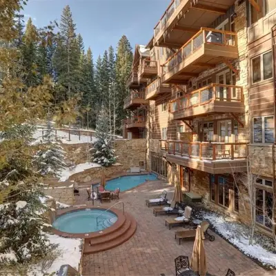 2 Bedroom Ski-In