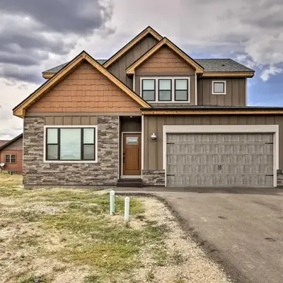 Walk To Golf Modern Mtn-View Home in Granby
