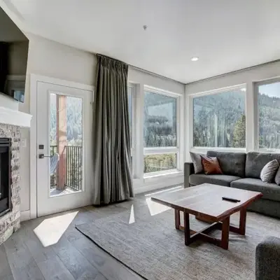 Brand New Clear Water Lofts - 2br Premier Condo - Kids Ski Free
