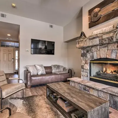 7 Mi to Keystone Waterfront Home with Scenic Views
