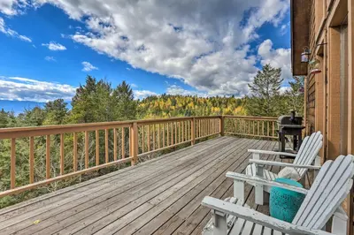 Gallery image of Near Hiking Mtn-View Conifer Cabin with 2 Decks in Conifer