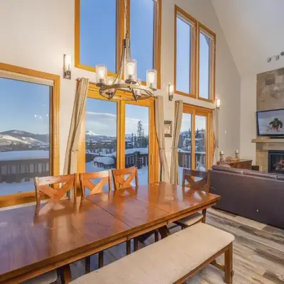 Beautiful 7 BEDROOM