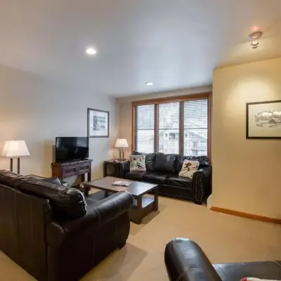 Zephyr Mountain Lodge Value-Rated 2508