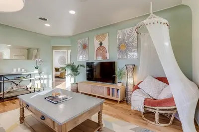 a living room with a hammock in a room at Well-Appointed Family Home in Aurora/Denver Colorado in Aurora