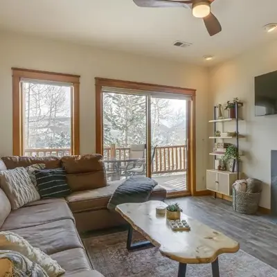 Winter Park Condo with Balcony and Mtn Views!