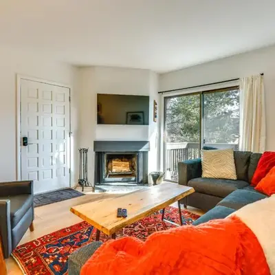 Walk to Winter Park Bus From Fraser Condo!