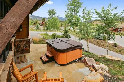 a large barbecue grill sitting on a patio at Rocky Fells Lodge in Breckenridge