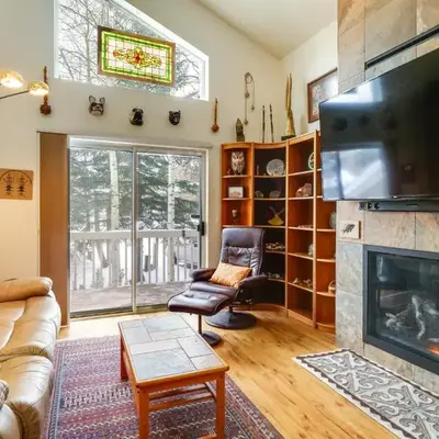 Spacious Frisco Retreat with Private Hot Tub!