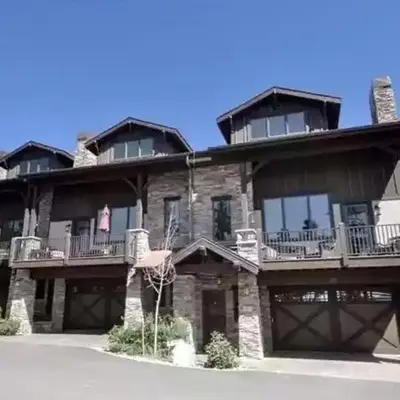 751 Mountain Terrace