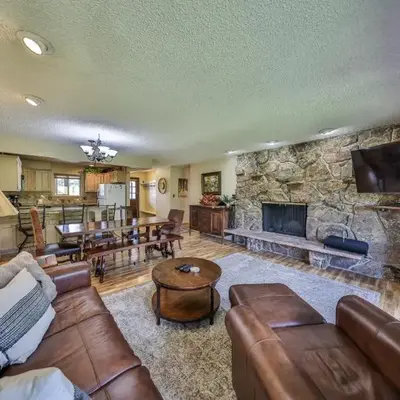 Hi Country Haus Unit 1801