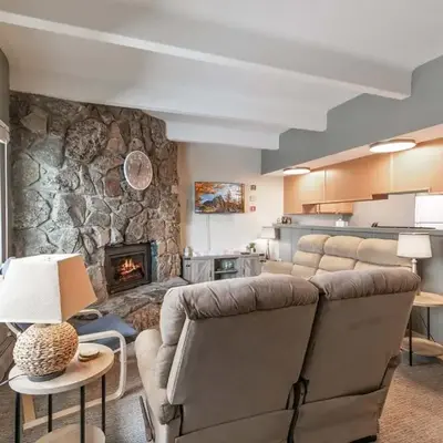 Lake View Condo: Walk To Downtown/Lake Dillon