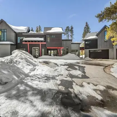 Modern Alpine Escape