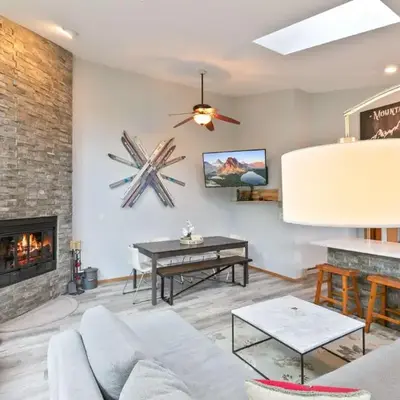 Windwood Alpine Townhome: Downtown Frisco